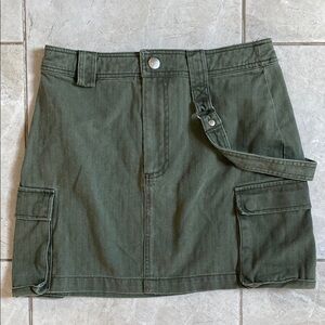 Forever 21 Olive Cargo Mini Skirt Utility Strap Detail